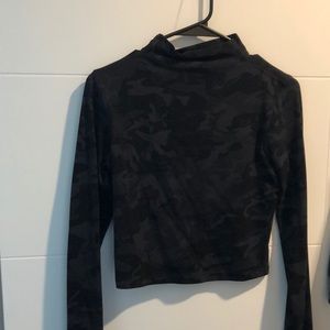 Camo lululemon mock neck crop